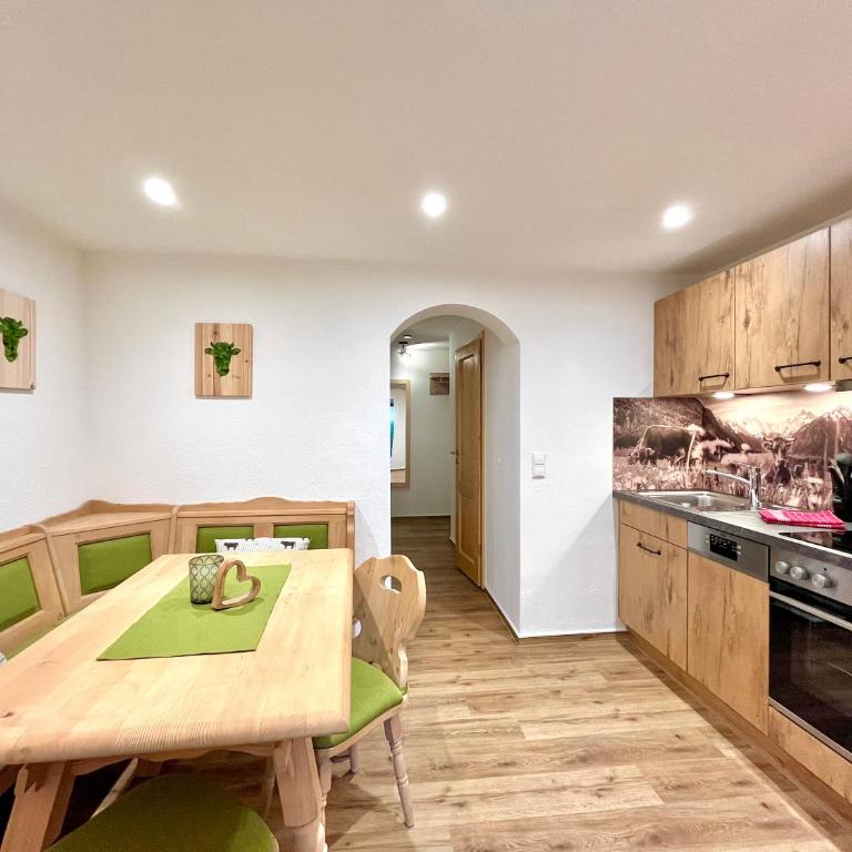 Ferienwohnungen Alpenfieber - Apartment mit 1 Schlafzimmer und Terrasse - 1