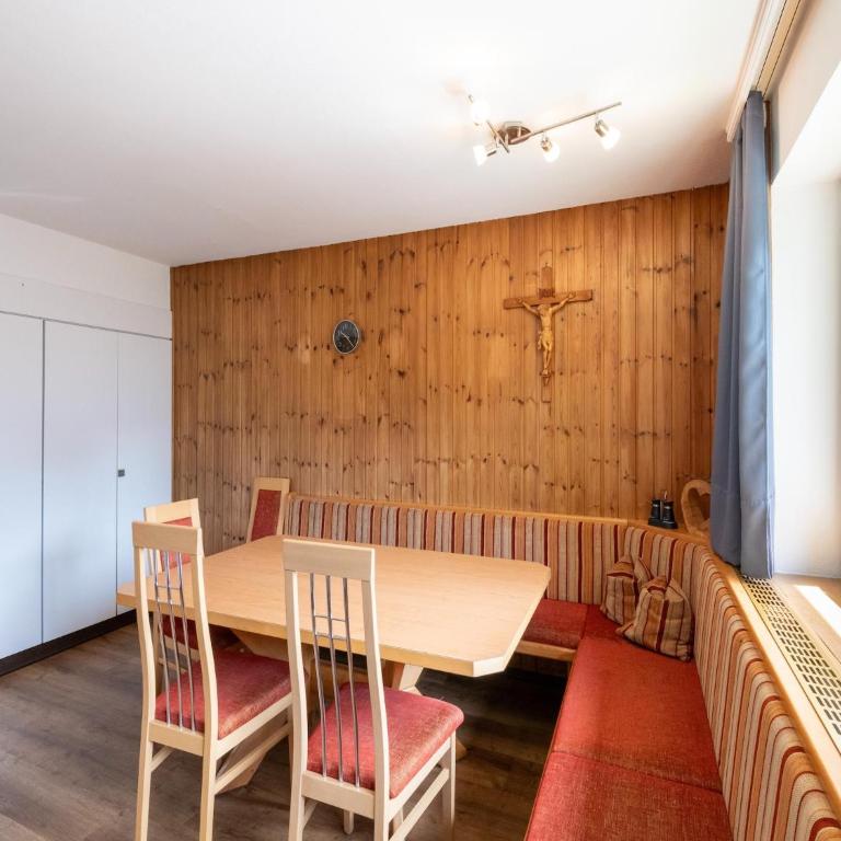 Chalet in Fügen near Spieljochbahn - Ferienhaus mit 4 Zimmern - 11