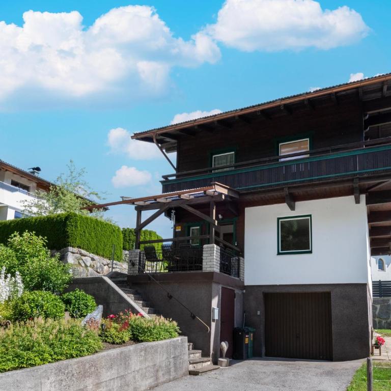 Chalet in Fügen near Spieljochbahn - Ferienhaus mit 4 Zimmern - 8