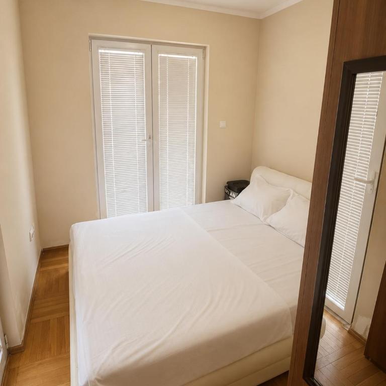 Relax Budva - One-Bedroom Apartment - 5