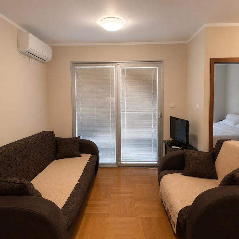 Relax Budva - One-Bedroom Apartment - 3