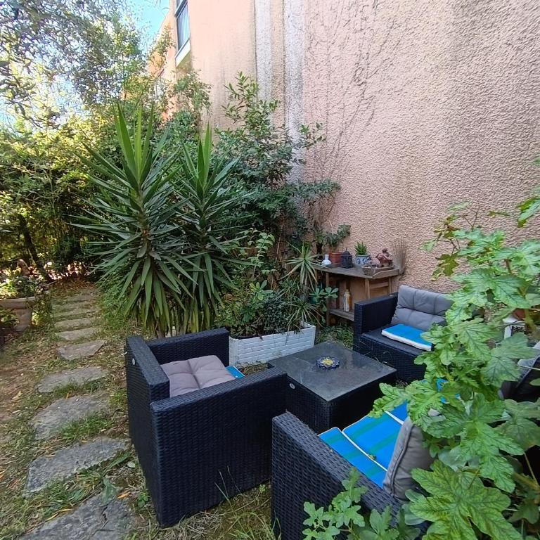 Havre de verdure Antibes Val Claret - Appartement 1 Chambre avec Jardin - 9