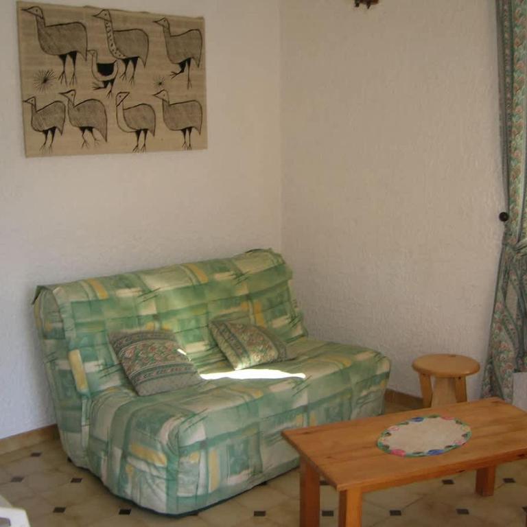 Appartement Rez de Villa - 4 personnes - Fréjus - Vue piscine - Appartamento con 1 Camera da Letto - 6