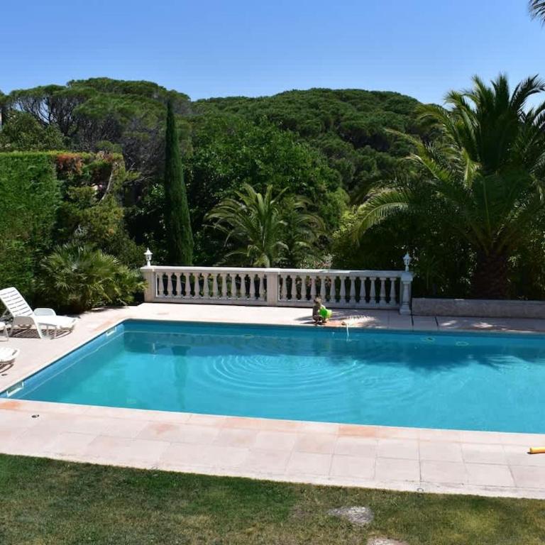 Appartement Rez de Villa - 4 personnes - Fréjus - Vue piscine - Appartamento con 1 Camera da Letto - 7