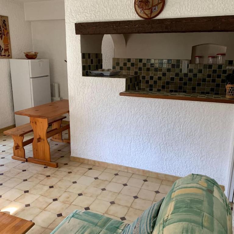 Appartement Rez de Villa - 4 personnes - Fréjus - Vue piscine - Appartamento con 1 Camera da Letto - 14
