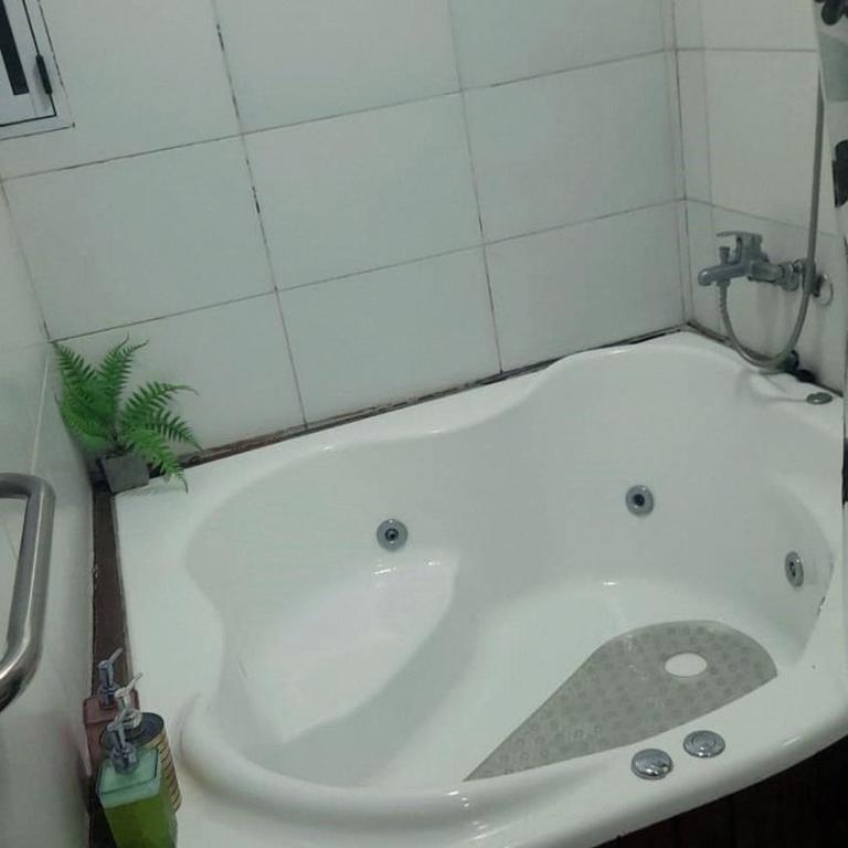 Buenos Aires de Ezeiza - Resort Vacacional - Amenities Premium en zonas a compartir - 3 Departamentos full - Desayuno, Netflix y Disney incluidos - Otra forma de Vacacionar - Apartamento Deluxe de 2 dormitorios con vistas al jardín - 7