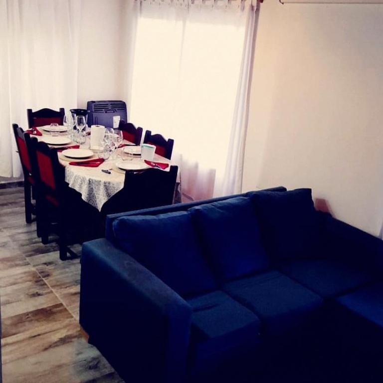 Buenos Aires de Ezeiza - Resort Vacacional - Amenities Premium en zonas a compartir - 3 Departamentos full - Desayuno, Netflix y Disney incluidos - Otra forma de Vacacionar - Apartamento Deluxe de 2 dormitorios con vistas al jardín - 5