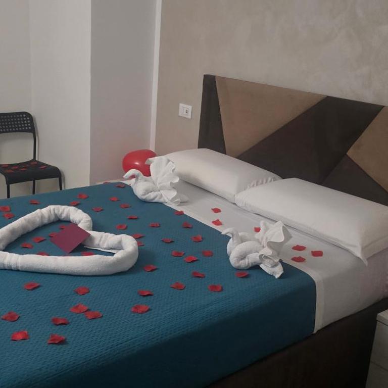 Albergo Flaminia Rooms Grottarossa - Camera Matrimoniale con Bagno Privato - 1