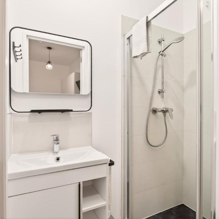 Auberge des 2 Savoie - Studio Proche Gare & Centre-ville, Idéal Séjour! - Studio - 12