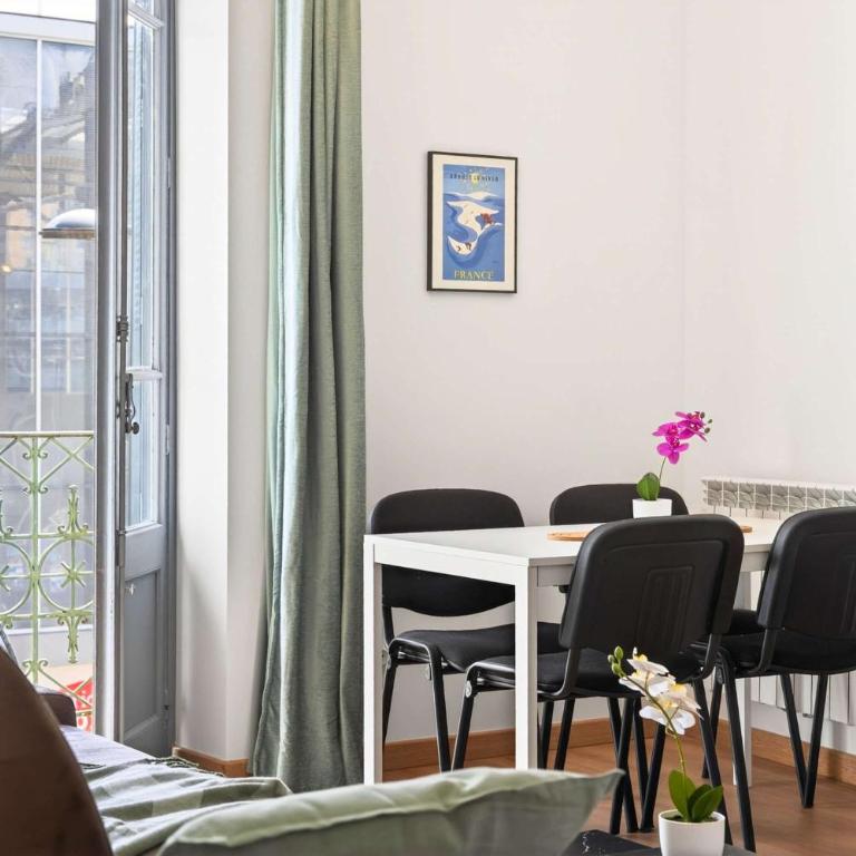 Auberge des 2 Savoie - T2 Proche Gare & Centre-ville, Idéal Séjour! - Appartement - 4