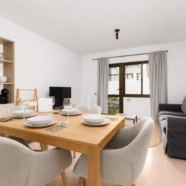 Home2Book Sunny Fun Pool & Terrace Apt Corralejo - Appartement 2 Chambres - 2