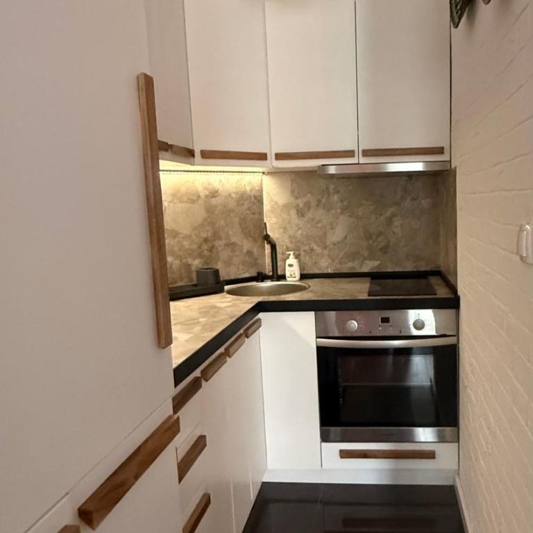 Happy Art Home Belgrade - One-Bedroom Apartment - 2