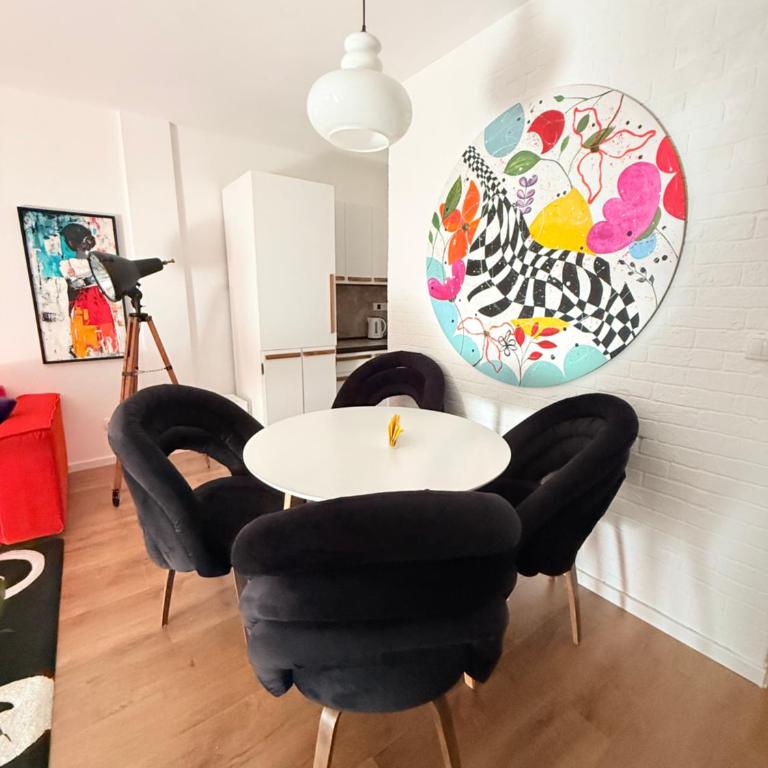 Happy Art Home Belgrade - One-Bedroom Apartment - 37