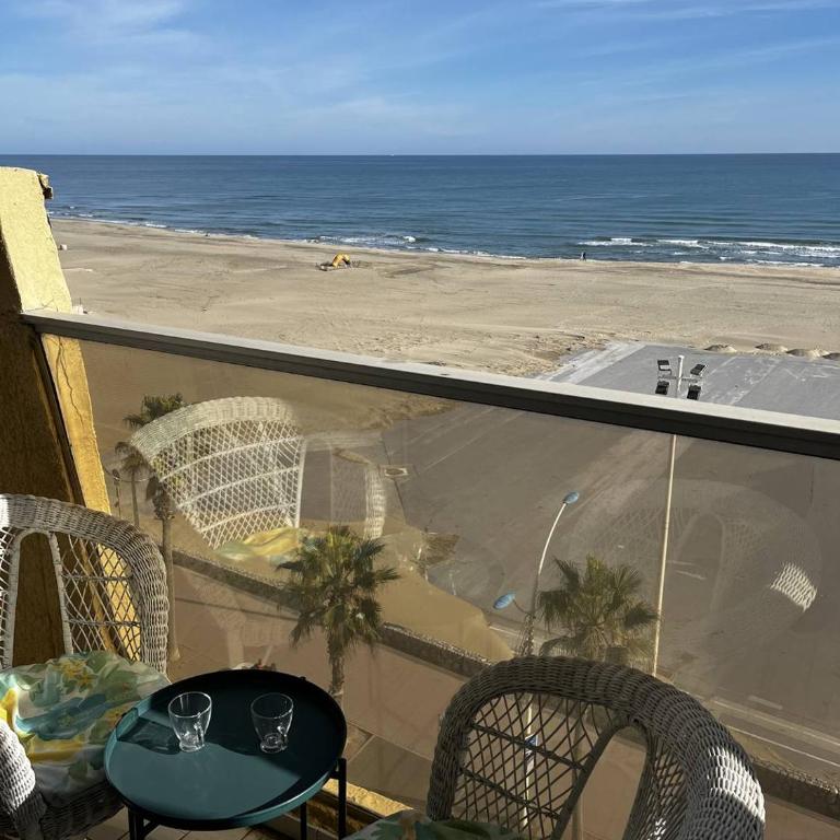 AppartementT2 vue panoramique 4ARAX31 Superb loft with panoramic sea view - One-Bedroom Apartment - 2