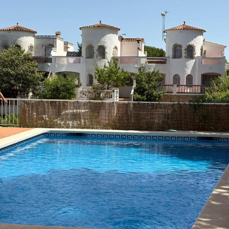 Jouvacations Villa 3 Freser con piscina compartida - Chalet - 2