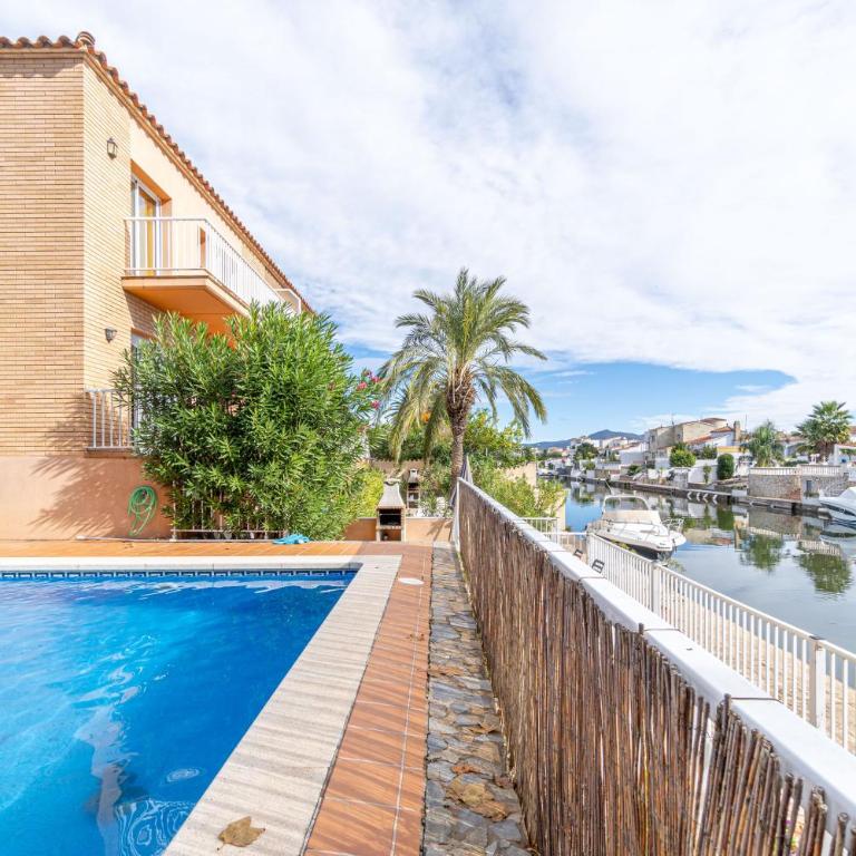 Jouvacations Villa 3 Freser con piscina compartida - Chalet - 3