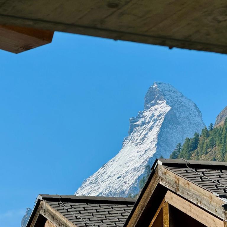 Peaky Riders Self Check-in Hotel - Doppelzimmer mit Bergblick - 5