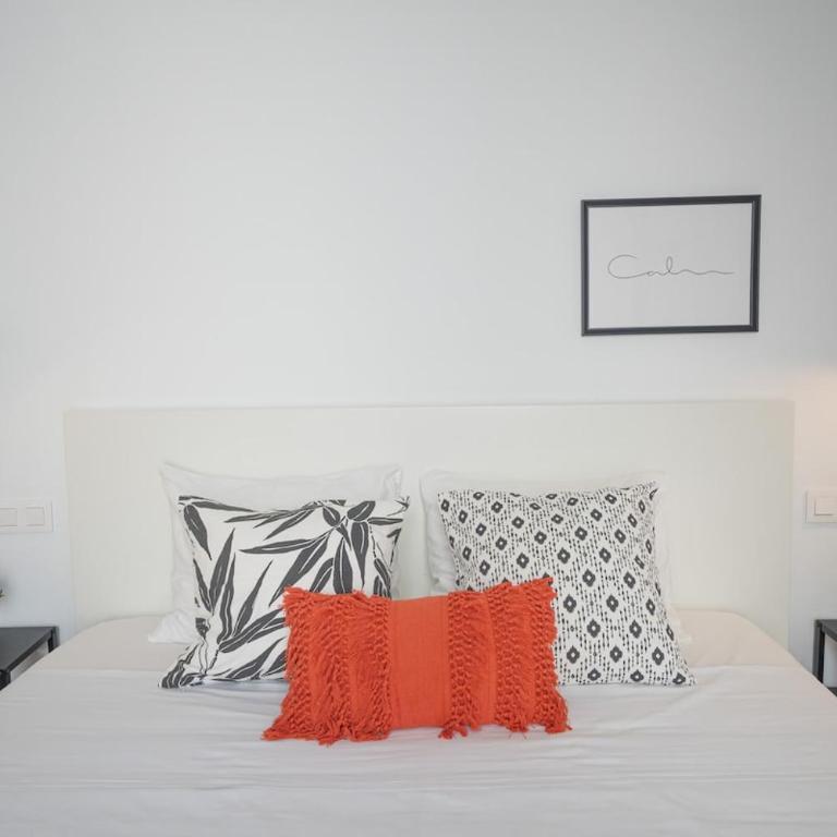 Primera linea, terraza y vistas frontales al mar - Two-Bedroom Apartment - 21