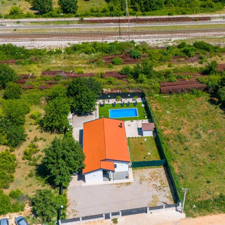 Holiday Home Nova Lux - Kuća sa 2 Spavaće Sobe - 77