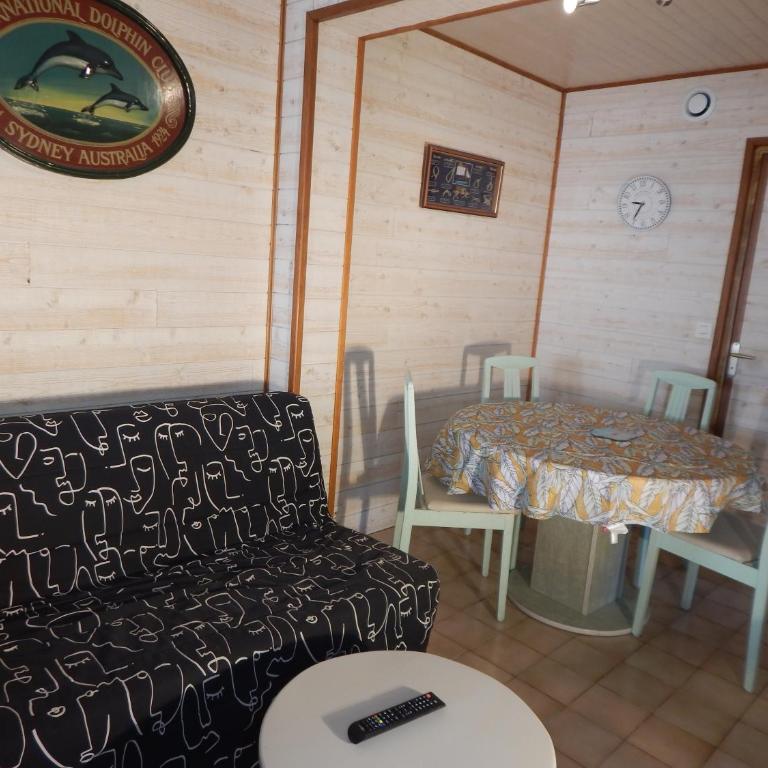 ST Malo Maison plain pied jardin prés gare plage du sillon chien admis fibre - Casa con 1 Camera da Letto - 8