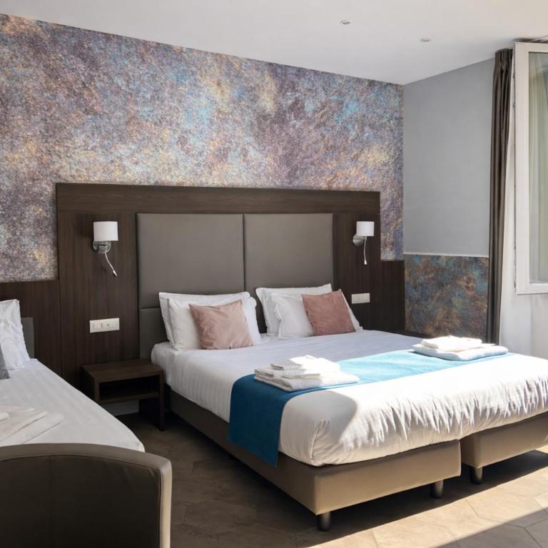 Bramble Luxury Suites - Camera Tripla Comfort - 4