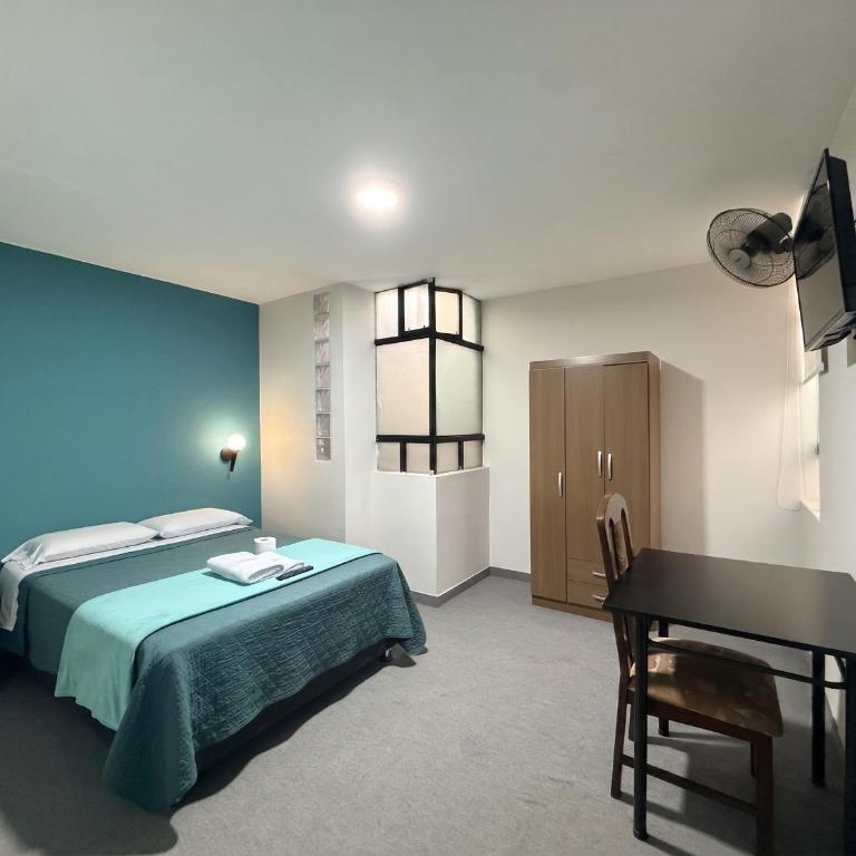 Dream Place Trujillo - Double Room with Private Bathroom - 1