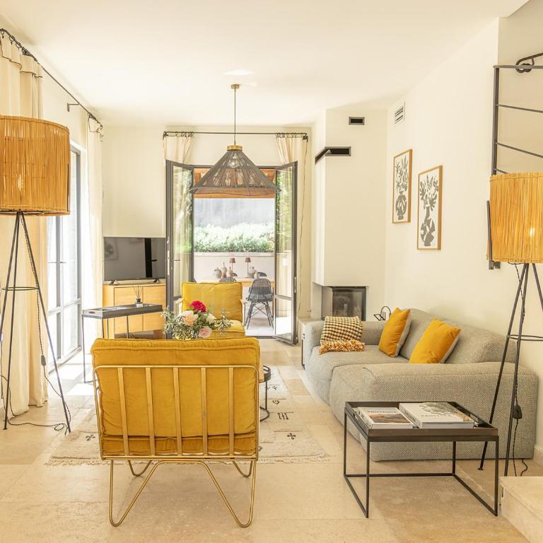 Les Bastides du Mas de l'Amarine - Villa avec Piscine Privée - 43