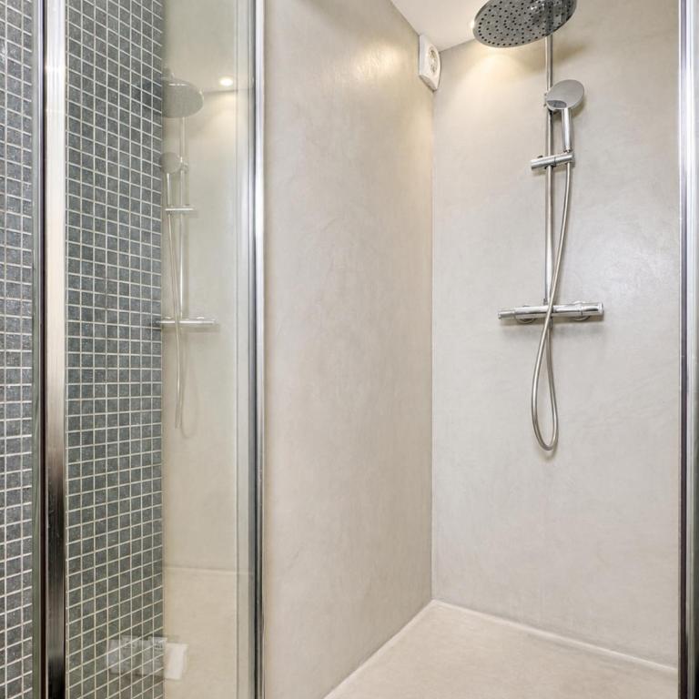 Authentic parisian property in the Marais - Appartement - 24