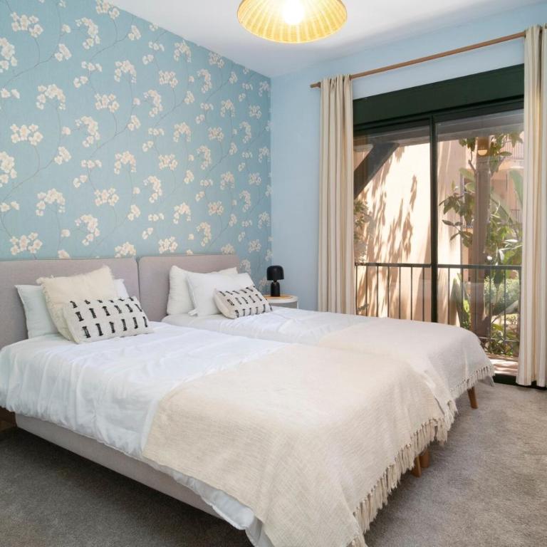 First-Class Family Community. Chic Design King Bed - Appartement 2 Chambres avec Terrasse - 27