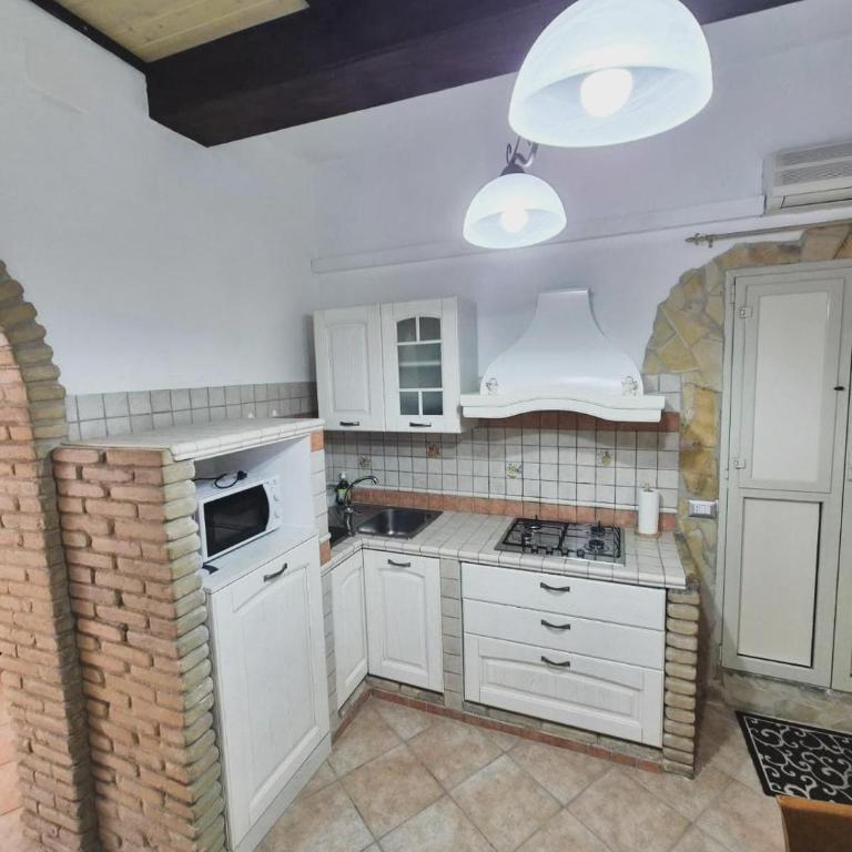 Villanova suite in the historic district of Cagliari - One-Bedroom Apartment - 3