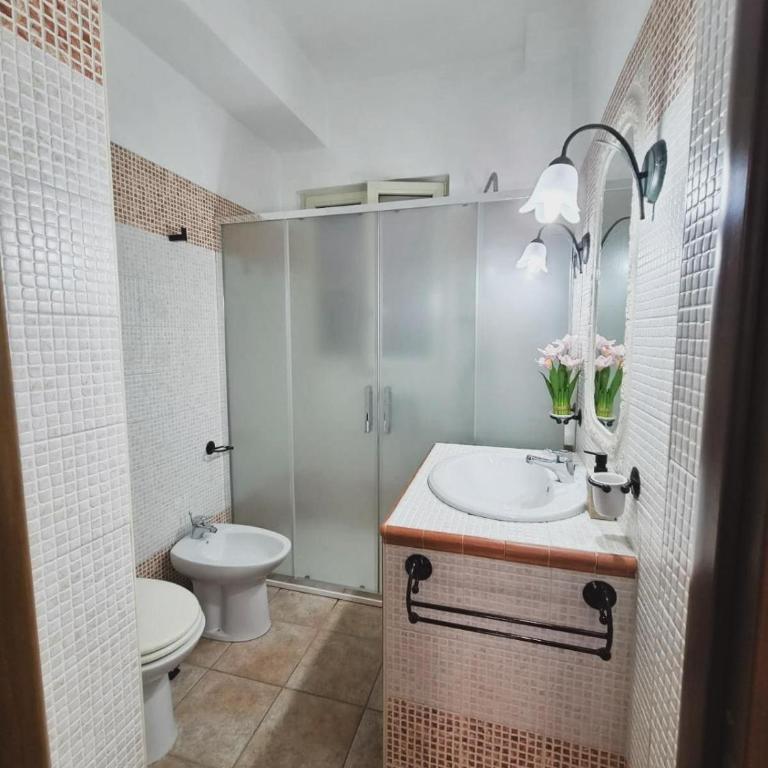 Villanova suite in the historic district of Cagliari - One-Bedroom Apartment - 9