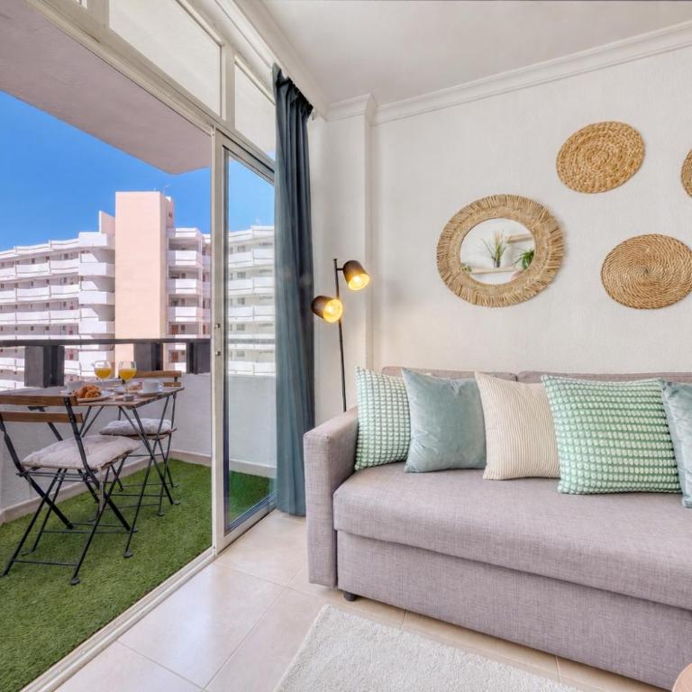 Sunny Vacation Gran Canaria - Near the Beach By Lanzarote Vacation Homes - Apartamento de 3 dormitorios con balcón - 7