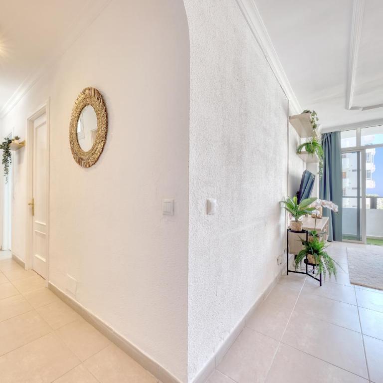 Sunny Vacation Gran Canaria - Near the Beach By Lanzarote Vacation Homes - Apartamento de 3 dormitorios con balcón - 51