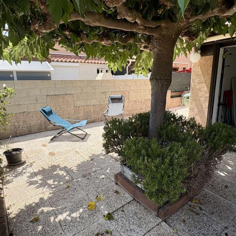 Pavillon avec grande terrasse, climatisation et piscine collective GN100-010 - Appartement 3 Chambres - 18