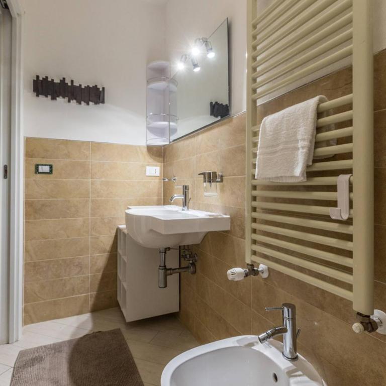 All'Ombra Della Luna, Bologna By Short Holidays - Appartamento con 2 Camere da Letto - 49