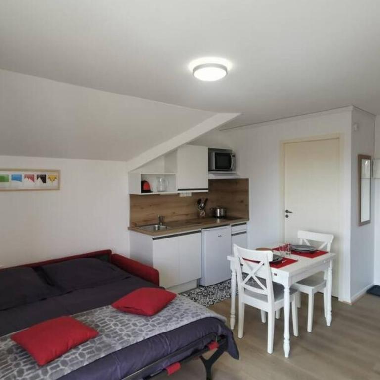 Studio 2 pers avec accès piscine et sauna - Appartement 1 Chambre - 7
