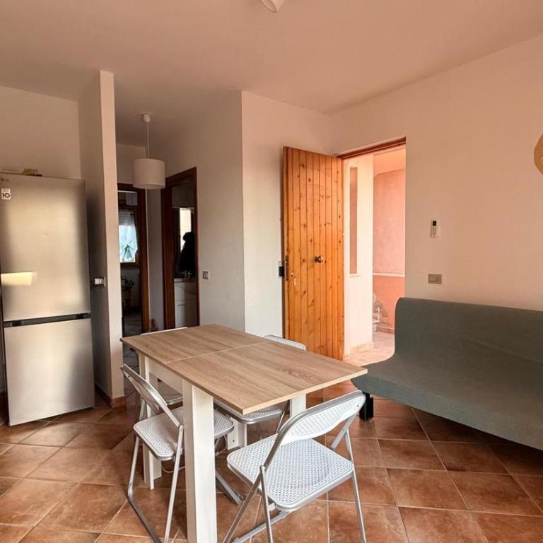 AffittaSardegna - Trilo Miramare - Appartamento con 2 Camere da Letto - 8