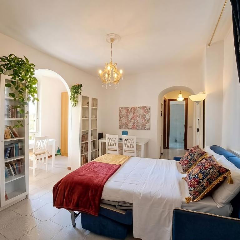 Moderno e luminoso a Como Box auto - Appartamento con 1 Camera da Letto - 3