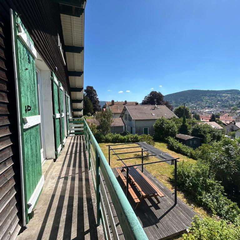 Appartement Etage Chalet à 300m du lac de Gérardm - Villa 3 Chambres - 23