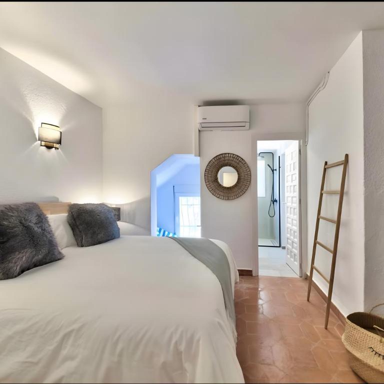 Villa Granadella - Maison 6 Chambres - 21
