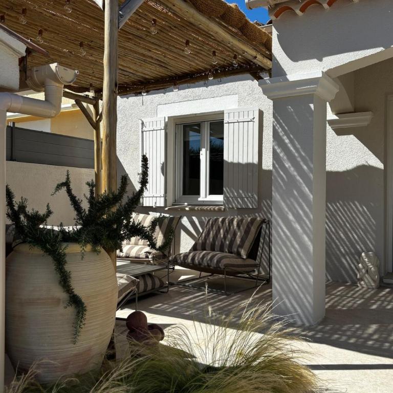 La Villa Santorin Townhouse and Jacuzzi - Villa de 1 dormitorio - 17