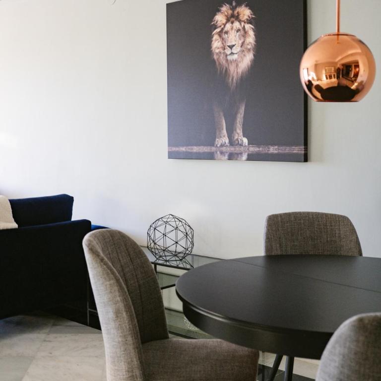 Modern Stay Near Banús & Centro Plaza - Apartamento de 1 dormitorio - 45