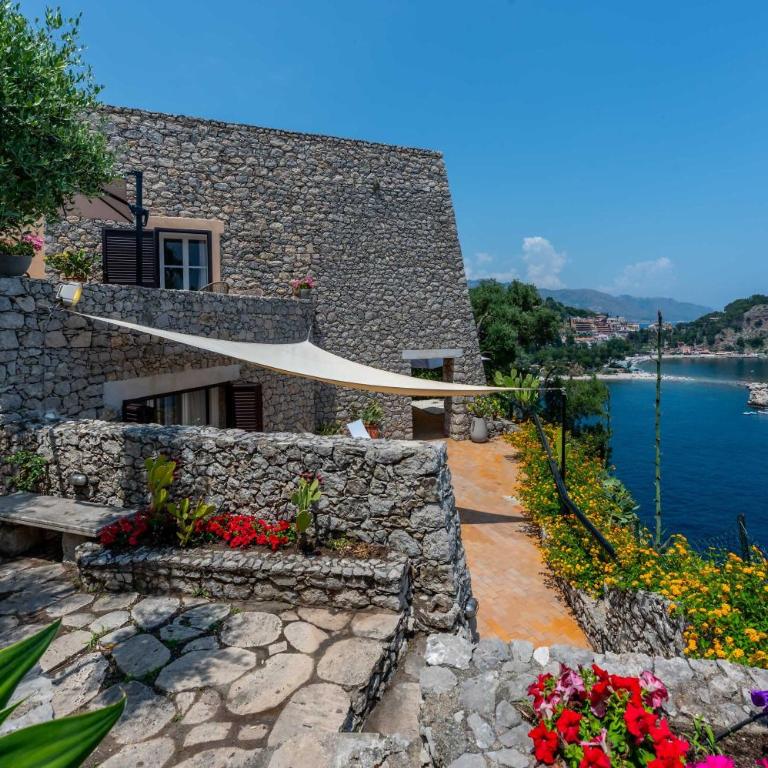 Villa di Lusso con Vista Mare su Isola Bella - Appartamento Superior - 26