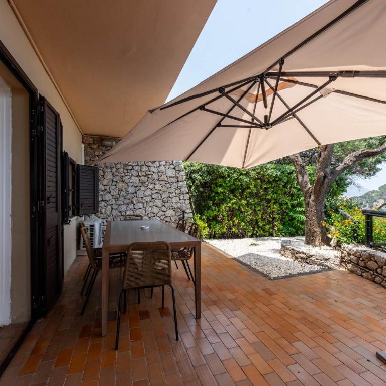 Villa di Lusso con Vista Mare su Isola Bella - Appartamento Superior - 34
