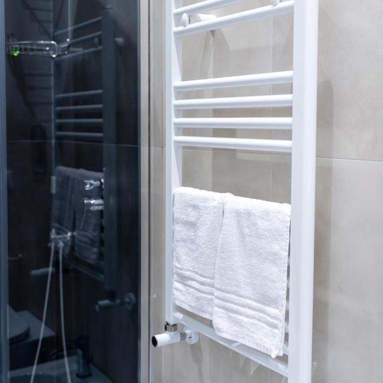 Epicuro Luxury Suites - Camera Matrimoniale Deluxe - 15