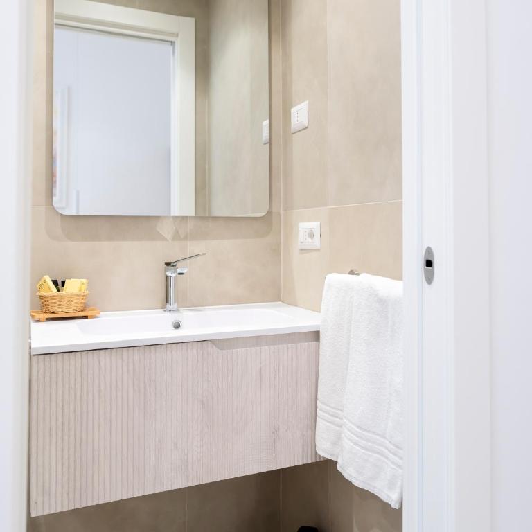 Epicuro Luxury Suites - Camera Quadrupla Deluxe - 2
