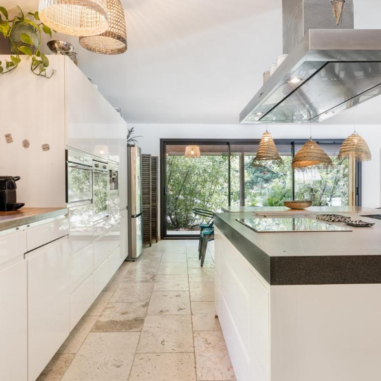 Superbe villa secteur calme avec piscine chauffée - Villa - 13
