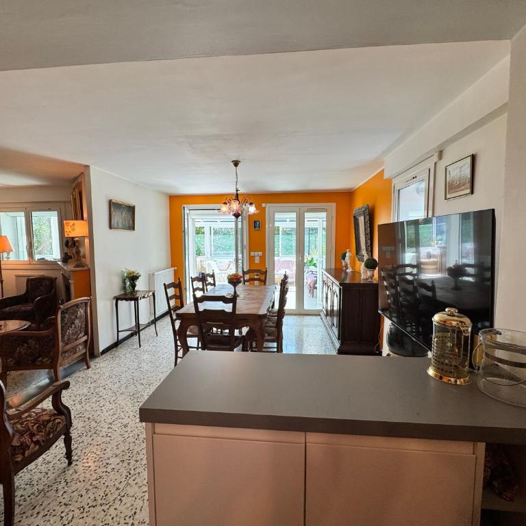 La Florence Provençale, 6 Chambres, Piscine, Véranda - Maison 6 Chambres - 19