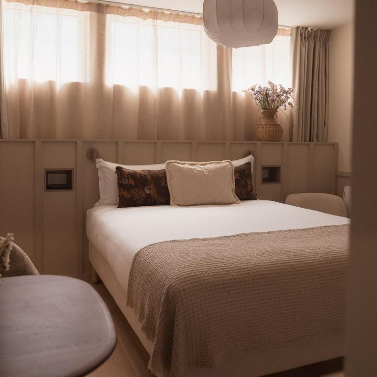 Apparts Rennes BnB Duhamel - Signature Suite with Spa Bath - 17