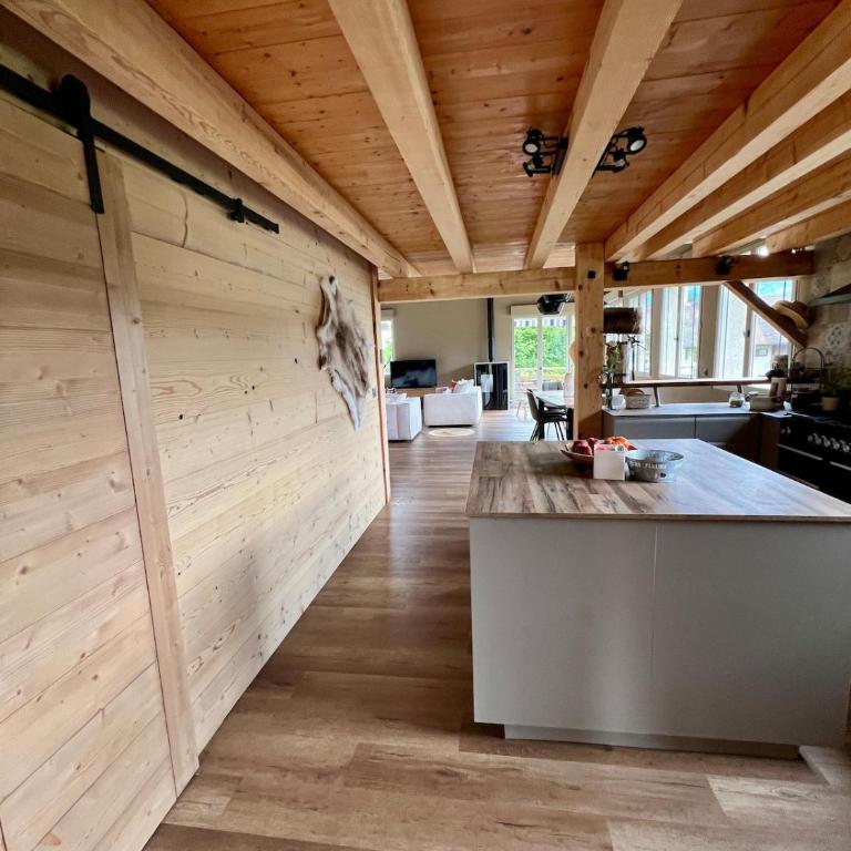 Maison calme plein sud Jardin & Piscine - Chalet - 5